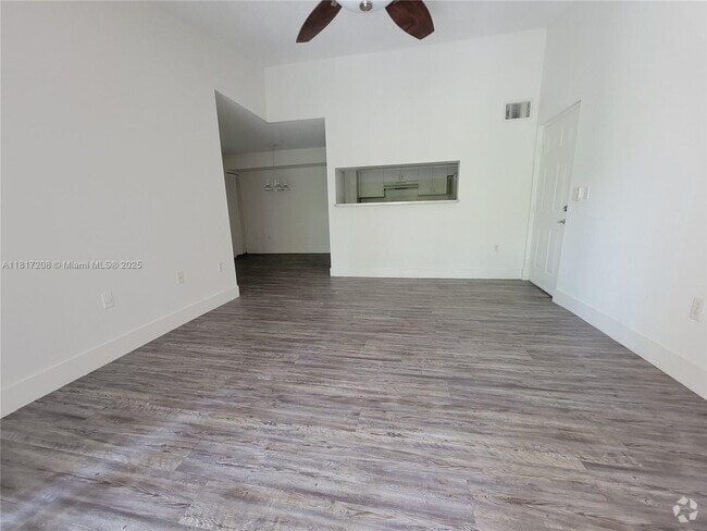 Building Photo - 4844 N State Rd 7 Unit 2303 Rental