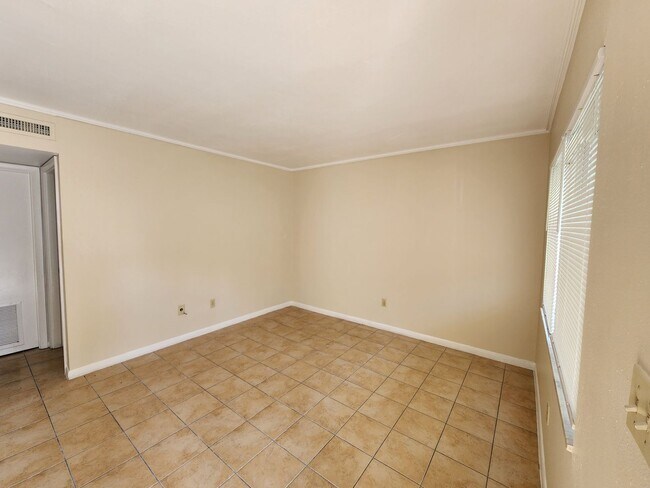 Photo - 1761 Fowler St Unit 1761 Fowler St  9