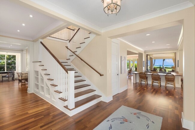 Photo - 4727 Kahala Ave