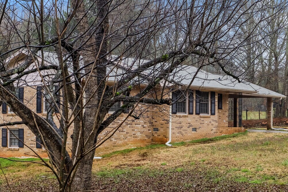 89 Gum Creek Rd Rental House Rental in Oxford, GA