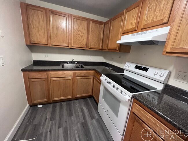 Photo - 306 Tappan St Unidad 3A