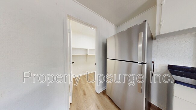 Photo - 630 Bird St Unit 2