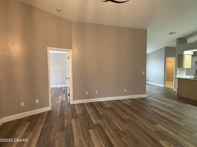 Photo - 5426 Landis Ave