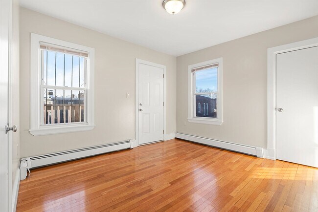 Photo - 35 Harold St Unit 3