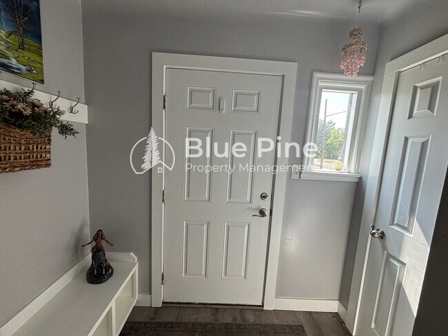 306 Lawton St Unit 2