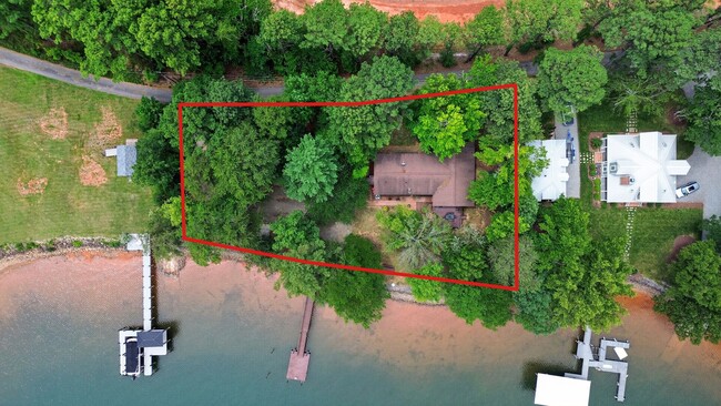 Photo - 120 Stepaside Ln