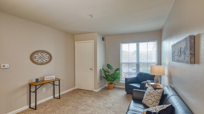 Sandston Plateau Senior Apartments - Living Area