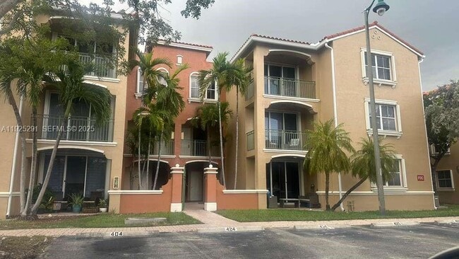 Building Photo - 6630 NW 114th Ave Unit 1502