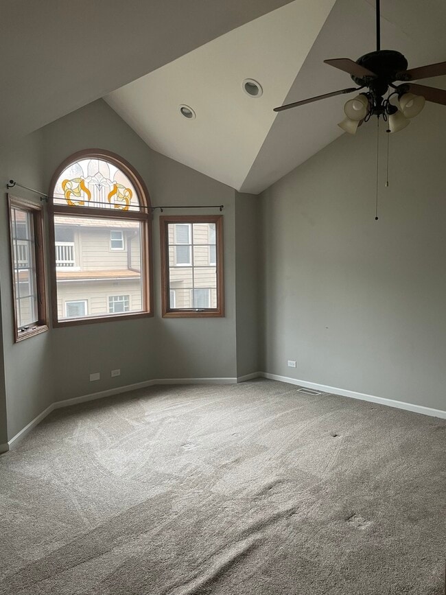 309 Elgin Ave