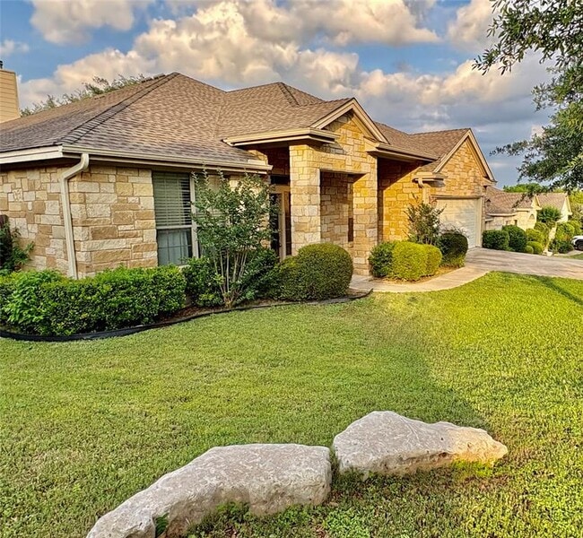 Photo - 15210 Falcon Dr