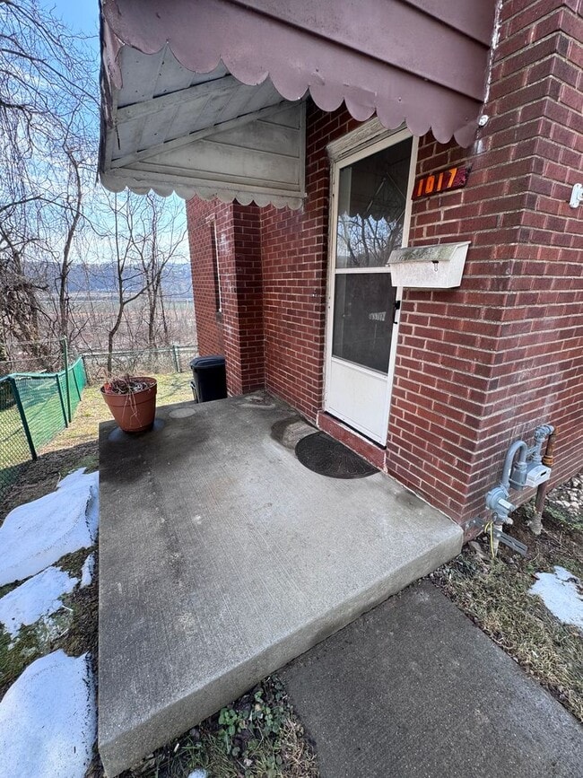 Photo - Updated 2-Bedroom 1-Bath House in Duquesne!!