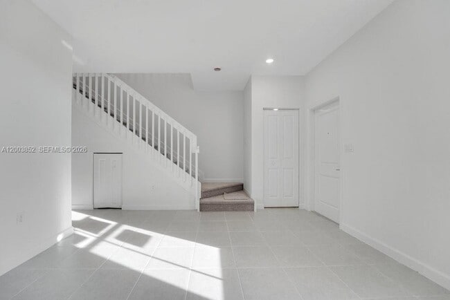 Photo - 2619 SE 28th Dr