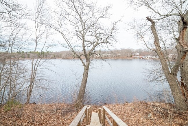 Photo - 8 Blackstone St