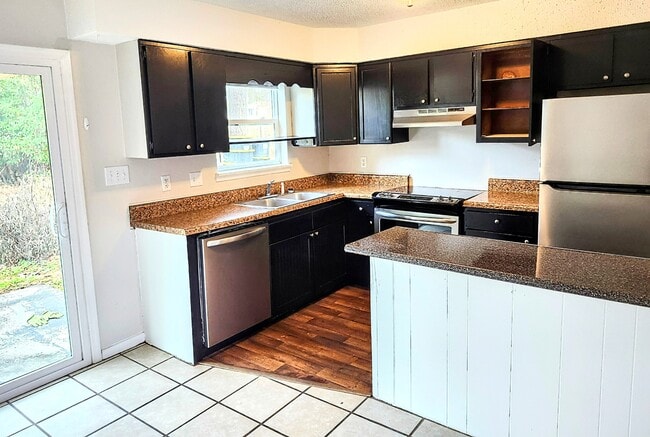 Photo - 2519 beech st