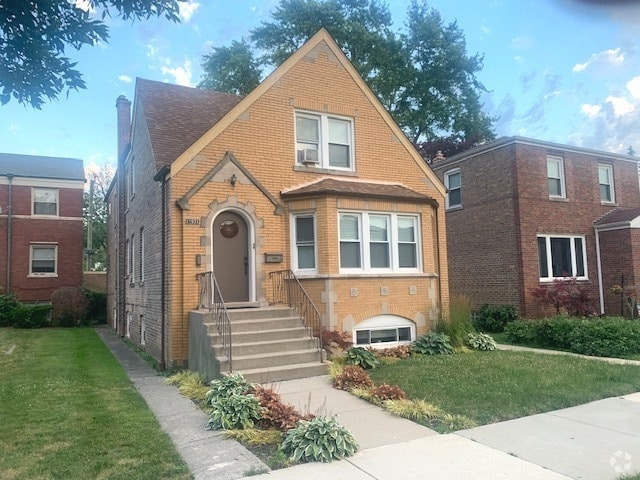 Building Photo - 10931 S Artesian Ave Unit 2R Rental