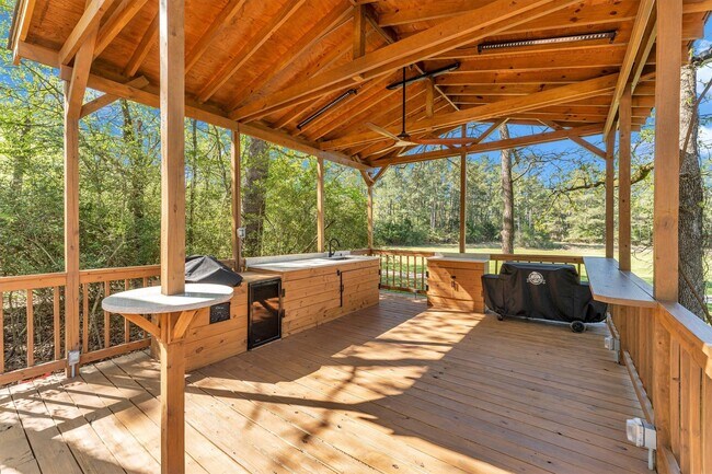 Photo - 22425 Augusta Dr