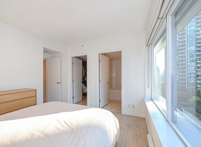 Photo - 821 Cambie St.