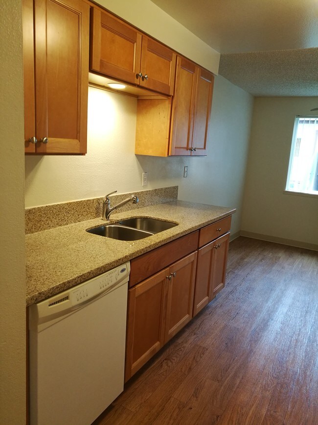 Village Victorian Apartments Beaverton, OR