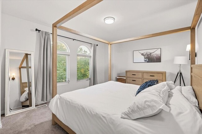 Photo - 1552 S 850 W