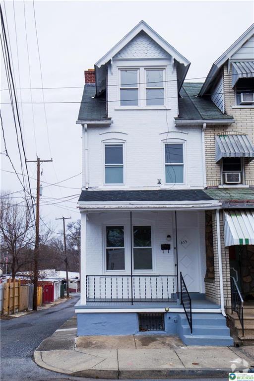 Building Photo - 455 W Whitehall St Rental