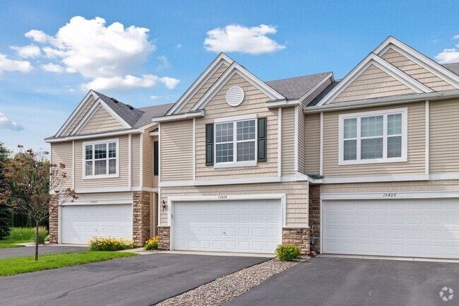 Building Photo - 15424 Foster Dr N Rental