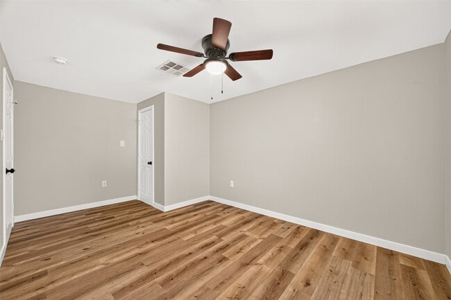 Photo - 111 N 4th St
