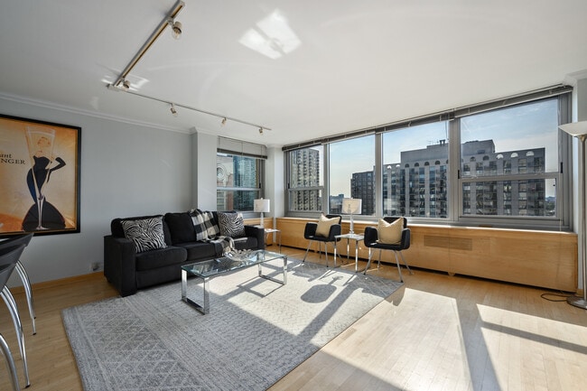 Photo - 1255 N Sandburg Terrace Unit 1207E