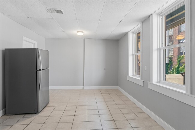 Photo - 293 Clemente St Unit 2L