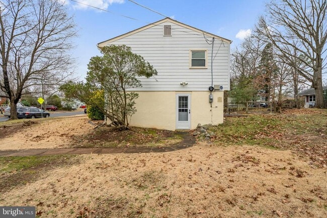 Photo - 9402 Blackstone Rd