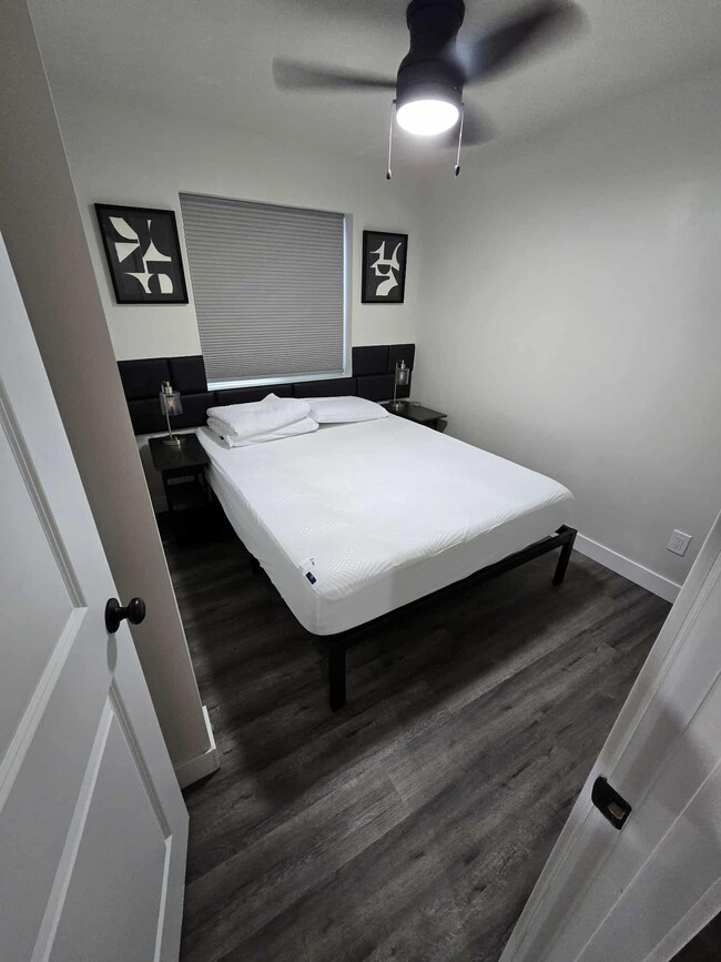 Photo - 4744 Voltaire St