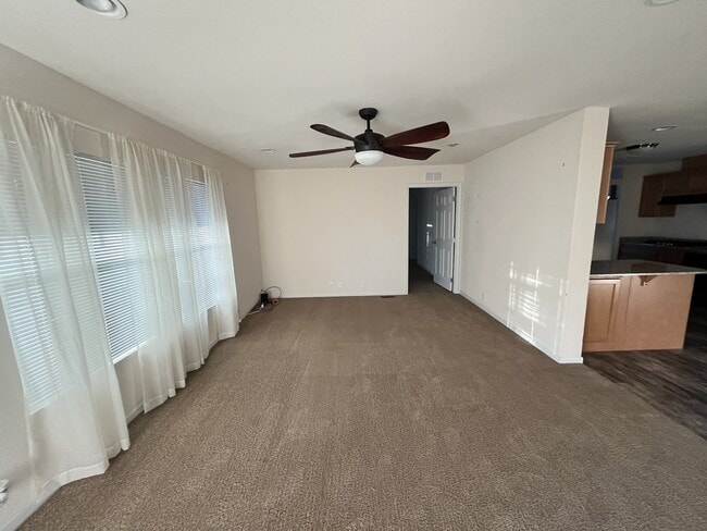 Photo - 16340 Sycamore Ave