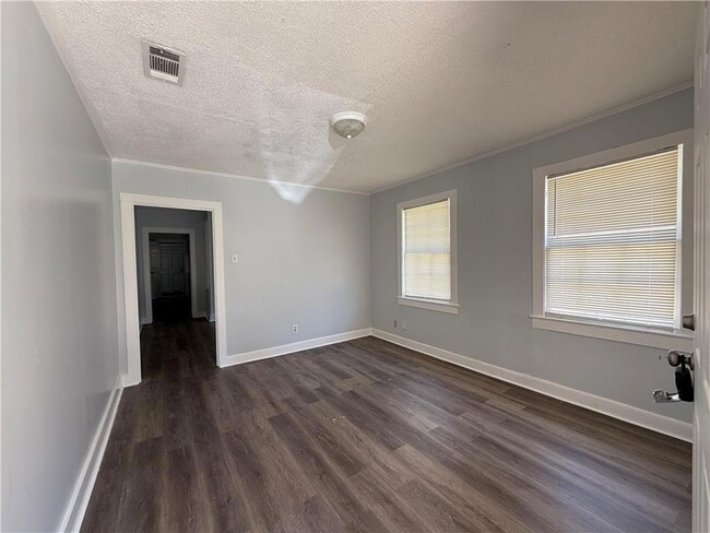 Photo - 1206 Alba St