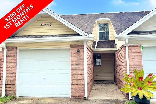 Building Photo - $200.00 Off First Months Rent! Unit 12