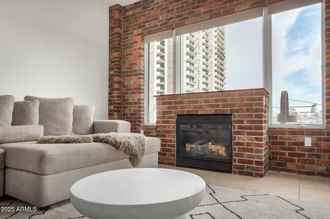 Photo - 2302 N Central Ave Unidad 206