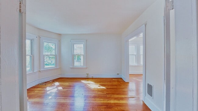 Photo - [In-Unit Laundry; Garden] Townhouse-Style Living, with Historical Details & Parking! Unit Penthouse