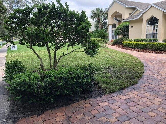 Photo - 8125 Courtleigh Dr