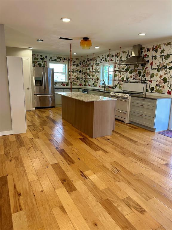 Photo - 2507 East Side Dr