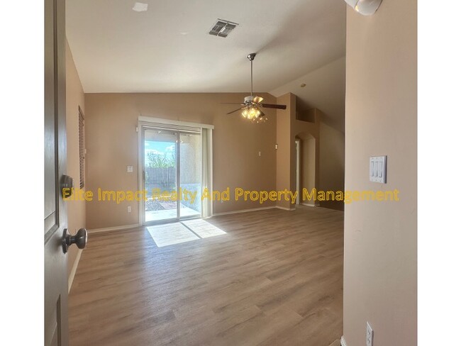 Photo - 8332 S Lost Mountain Rd