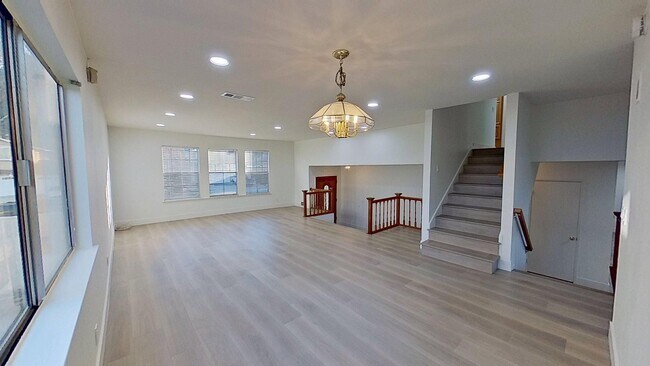 Photo - 5913 E Tiber Dr