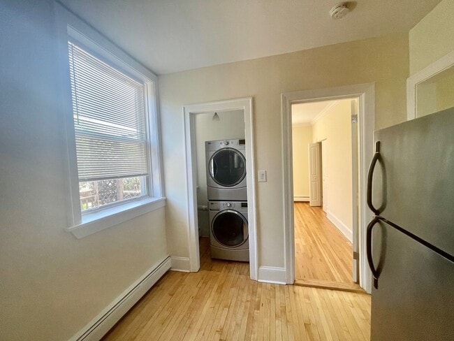 Photo - 7025 N Damen Ave Unit 3