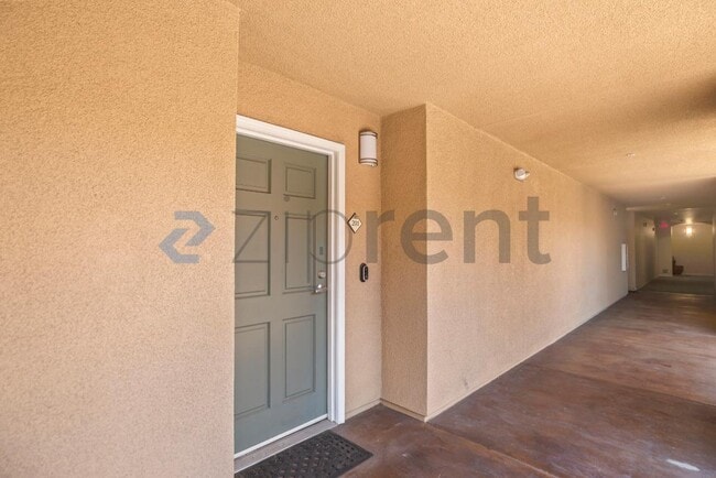 Photo - 30 E Julian St