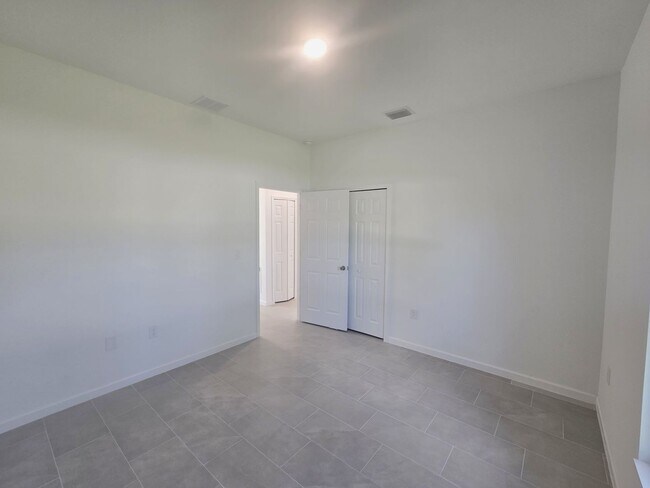 Photo - 2 Bd / 2 Ba Single Family Home NOW AVAILABLE