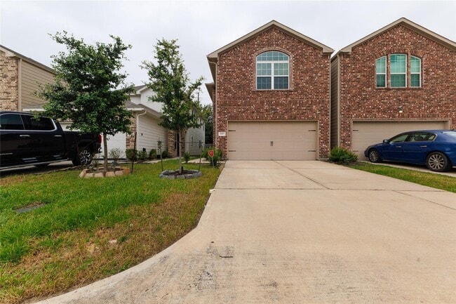 Photo - 11413 Hackmatack Way House