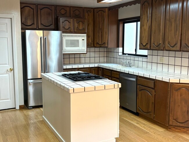 Photo - 2219 Hamilton Ave