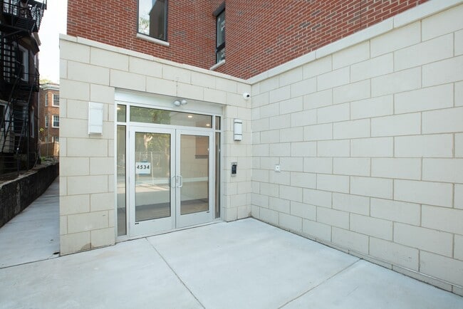 Photo - Spruce Square