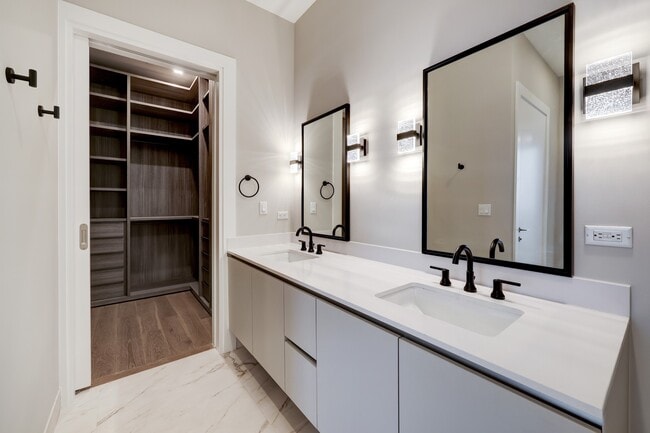 Photo - 1711 Allen Pkwy Unidad 2203