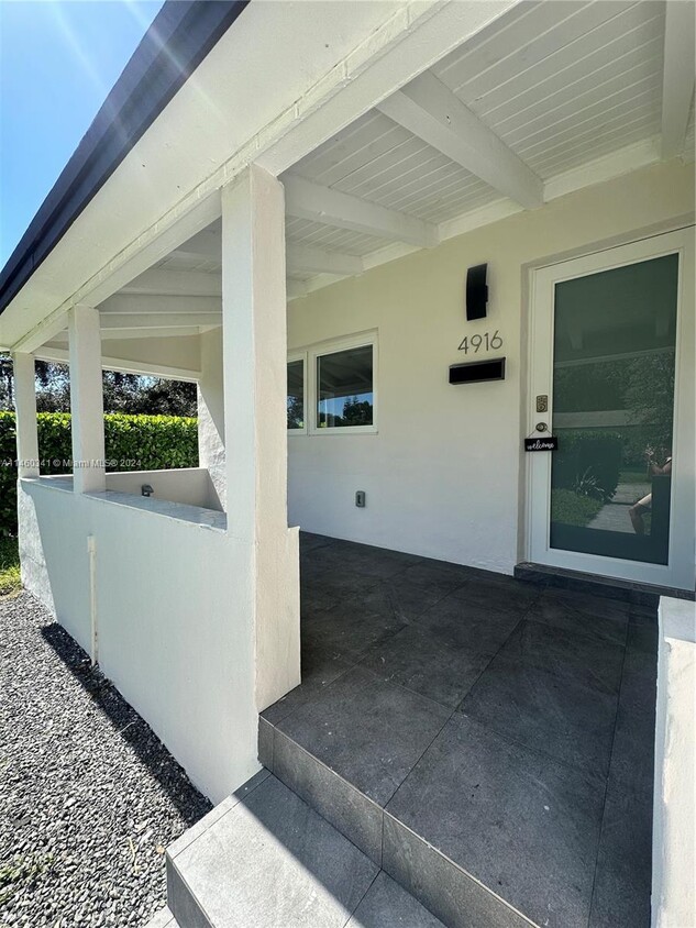 Photo - 4916 Washington Dr (Coral Gables, FL)