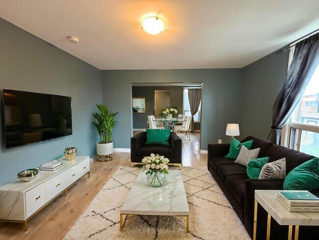 Photo - 518 Cannon St E Unit 2