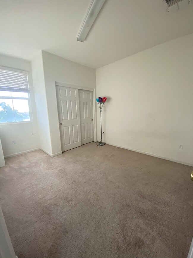 Building Photo - 1780 S Main St Rental