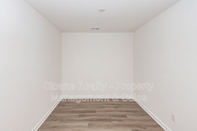 Photo - 4633 Forest Hills Dr